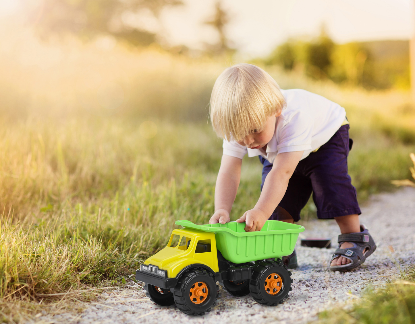 American Plastic Toys - 16" Dump Truck