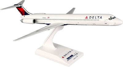 Daron SkyMarks Delta MD-88 1/150 Scale