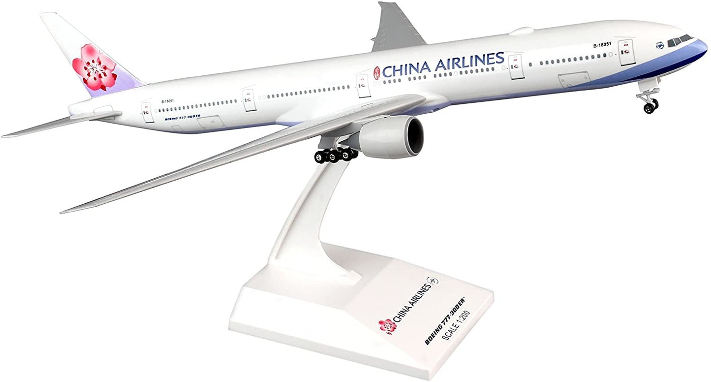 Daron Worldwide Skymarks China Airlines 777-300 1/200 W/GEAR