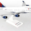 Daron Worldwide Skymarks Delta 747-400 1/200 W/GEAR
