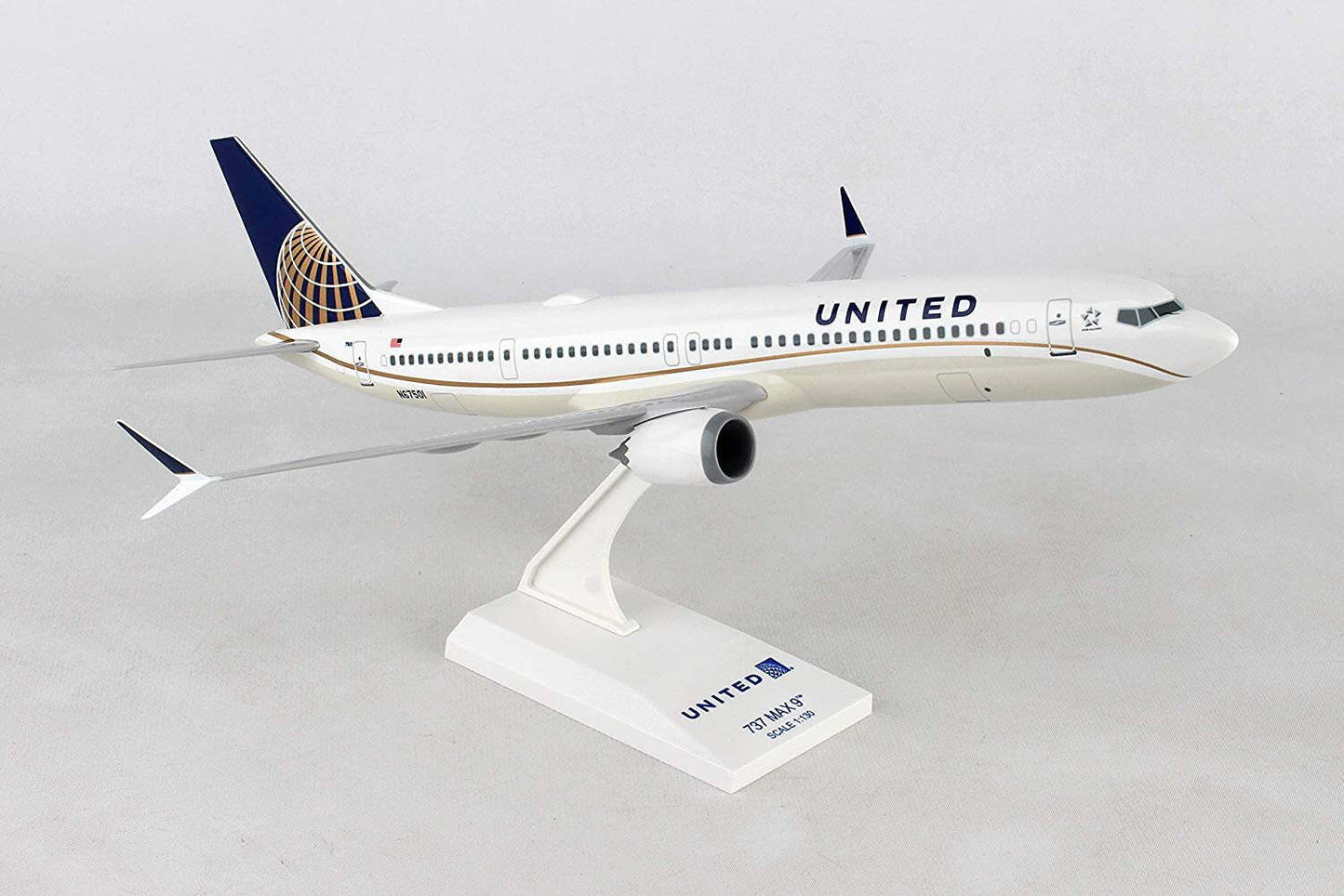 Daron Skymarks United 737 Max 1/130 Scale