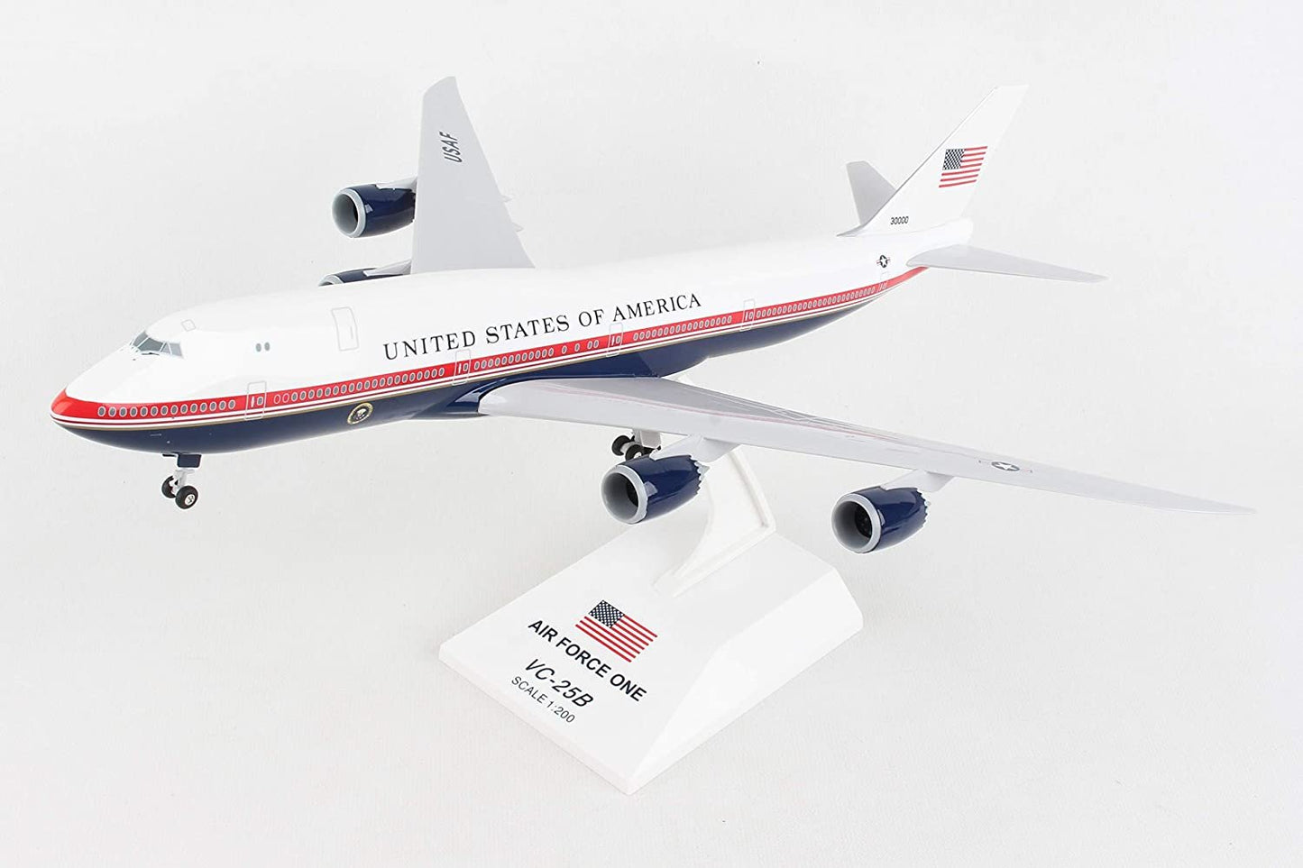 Daron Skymarks Air Force One 747-8I 1/200 W/GEAR