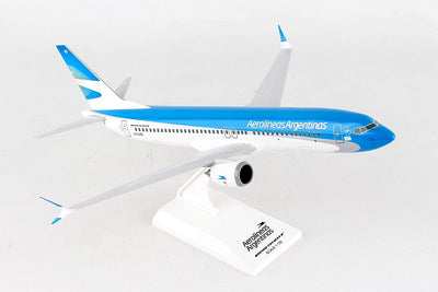 Daron SkyMarks Aerolineas 737MAX8 1/130 Scale
