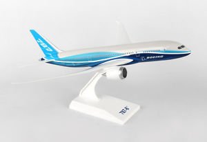 Daron Worldwide SkyMarks Boeing B787-8 1/200 Scale