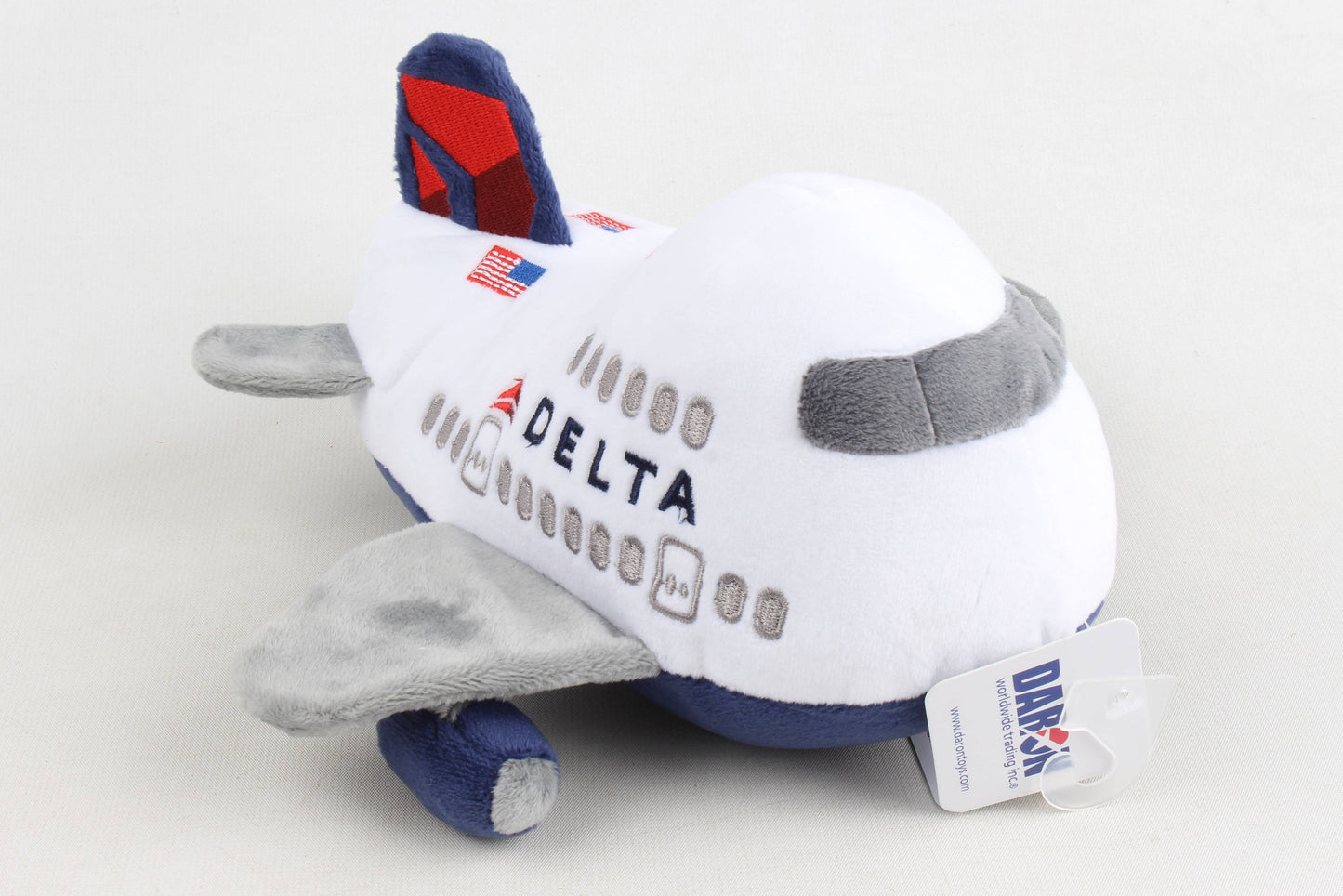 Daron Worldwide Trading - MT005-1 Delta Airlines Plush airplane by Daron toys.