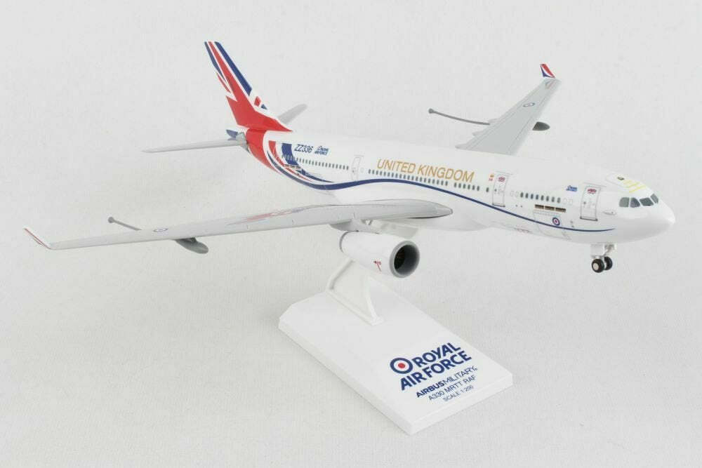 Daron Worldwide Skymarks RAF A330-200 1/200 w/Gear Voyager