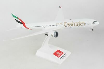 Daron SkyMarks Emirates with Gear 777-9 1/200 Scale