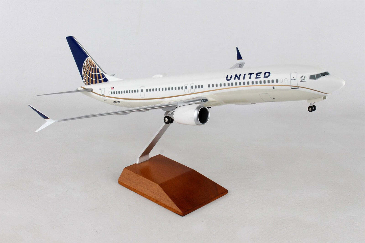 Daron Worldwide SkyMarks United 737 MAX 9