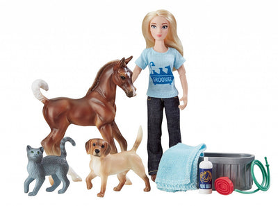 Breyer Classics  Pet Groomer