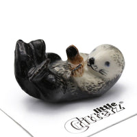 Little Critterz "Hammer" Sea Otter Porcelain Miniature
