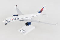 Daron SkyMarks Delta A350 The Delta Spirit 1/200 w/Gear SKR1078